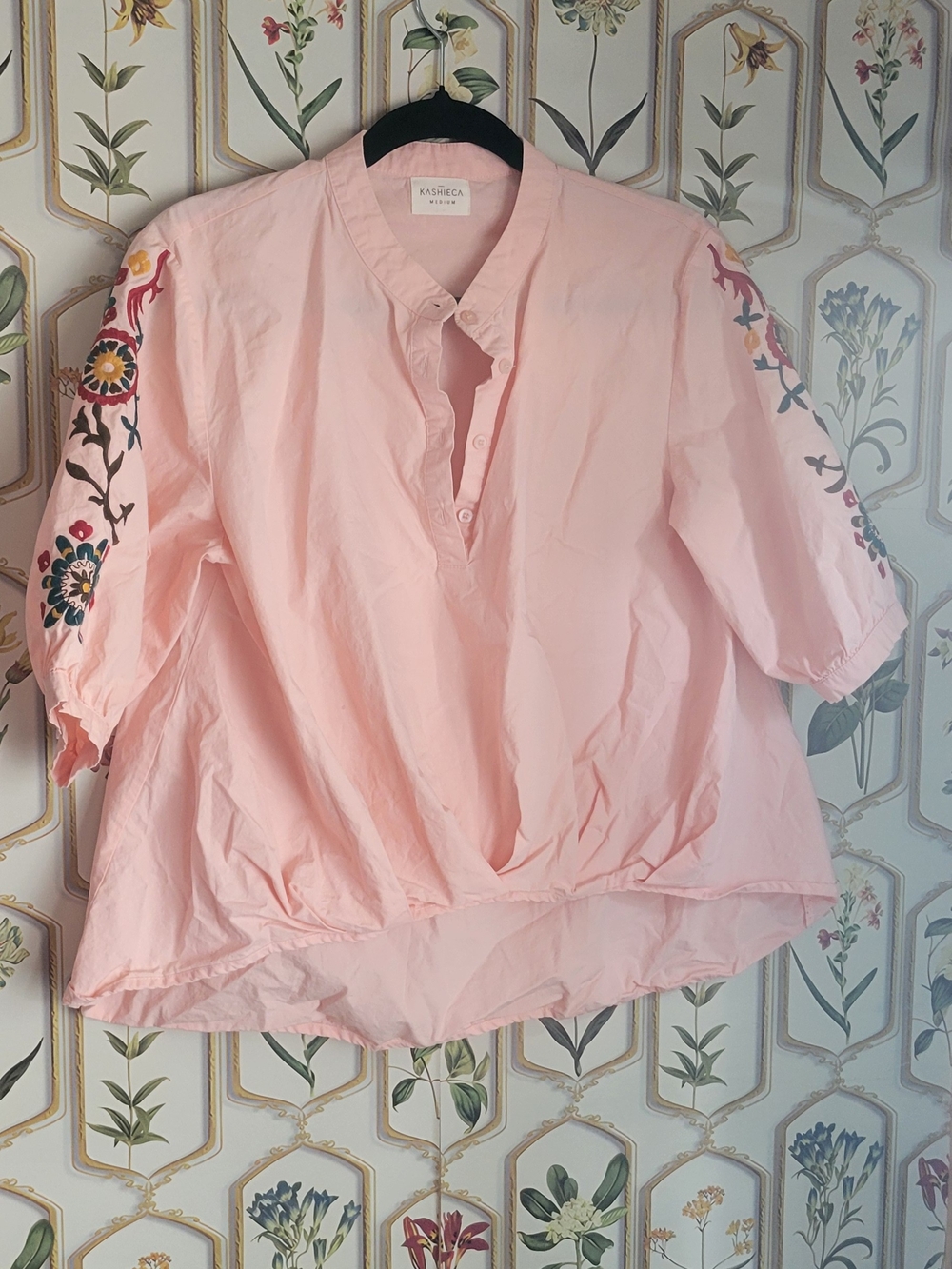 Kashieca Medium Light Pink Embroidered Elbow Length-Sleeve Tunic Top